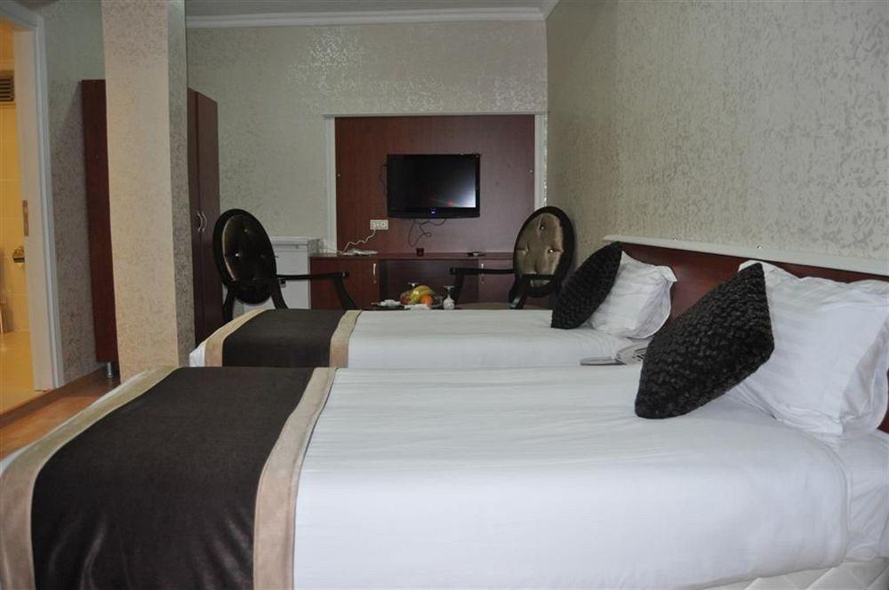 Elite Plus Family Hotel Old City Istanbul Exterior photo