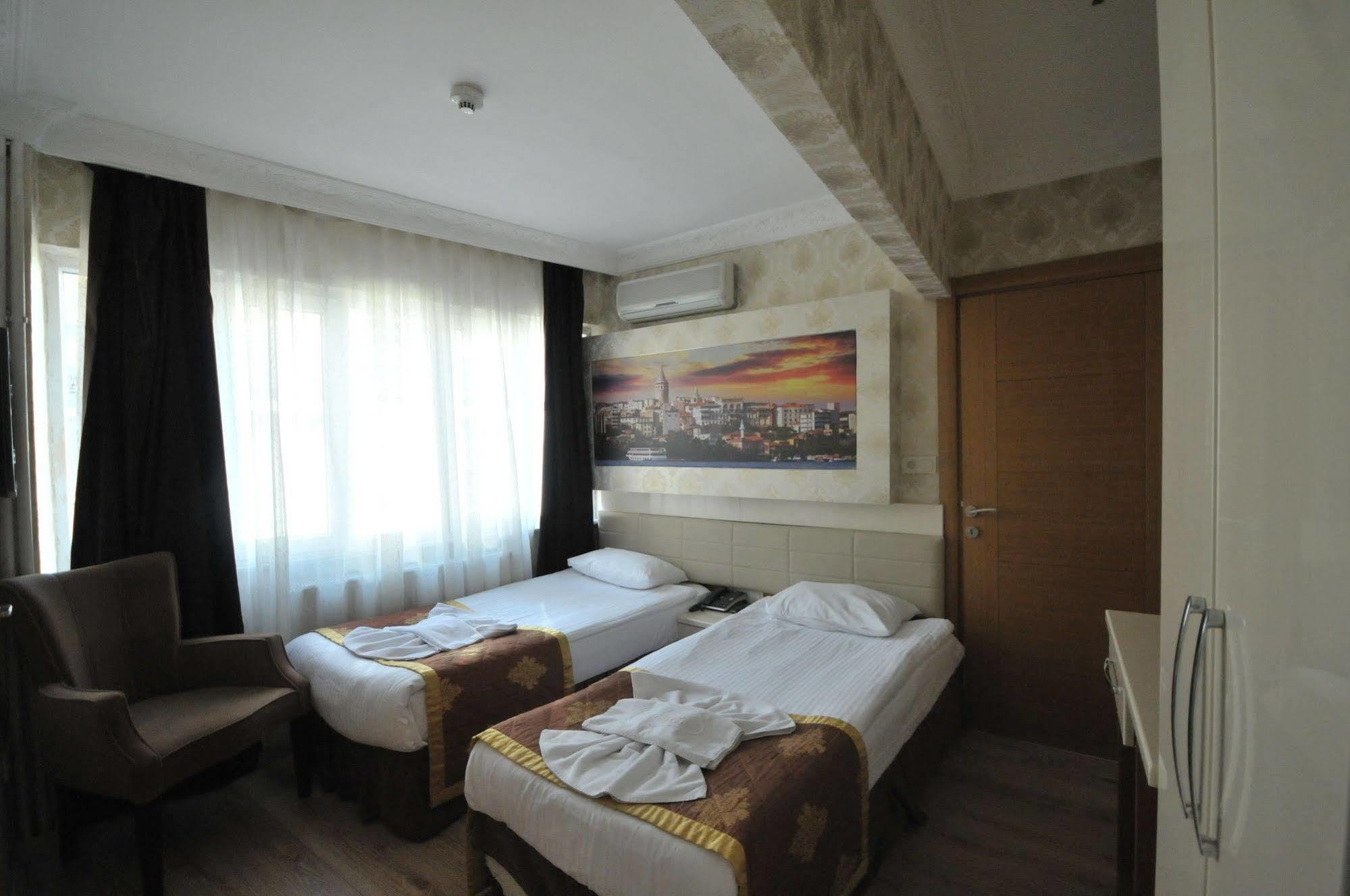 Elite Plus Family Hotel Old City Istanbul Exterior photo