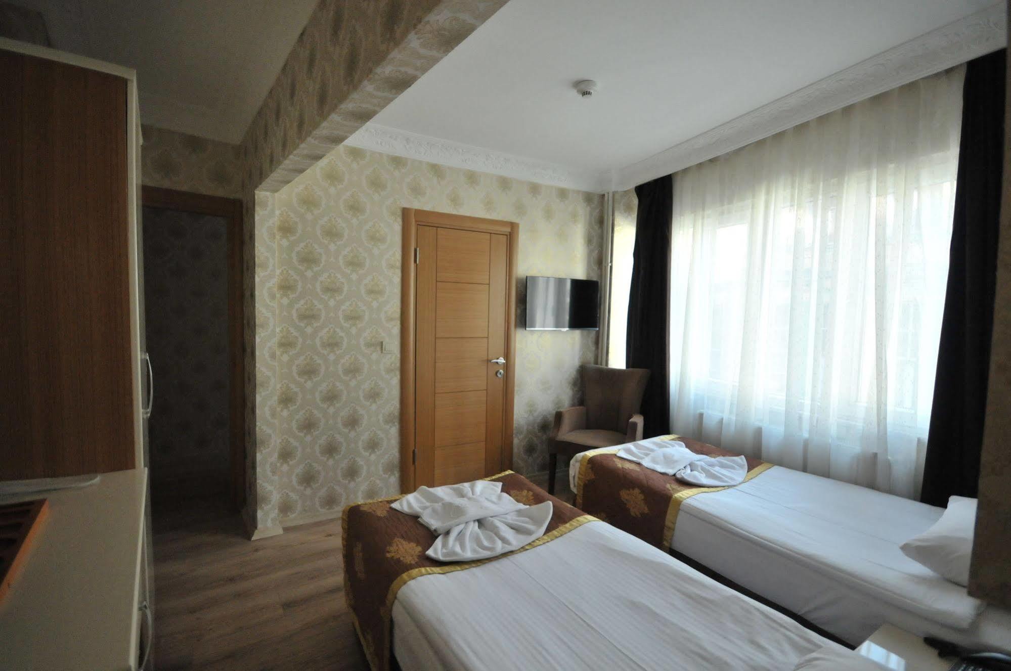 Elite Plus Family Hotel Old City Istanbul Exterior photo